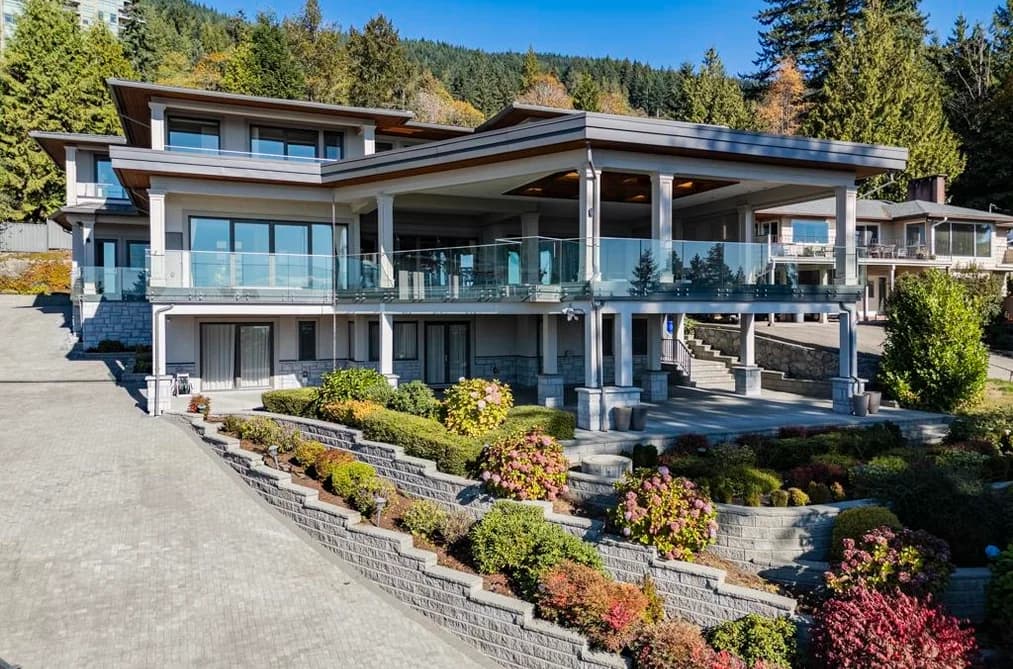 3185 BENBOW ROAD, West Vancouver, BC — Residential for Sale - Main Photo