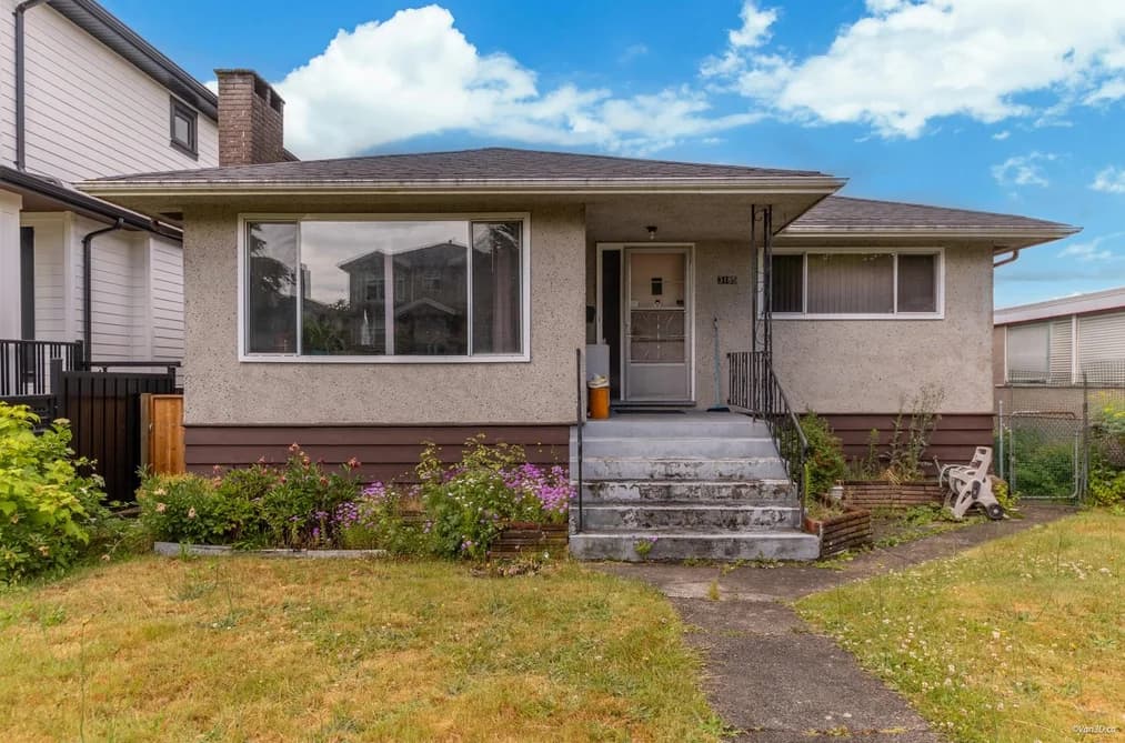 3185 E 16TH AVENUE, Vancouver, BC — Residential for Sale - Main Photo