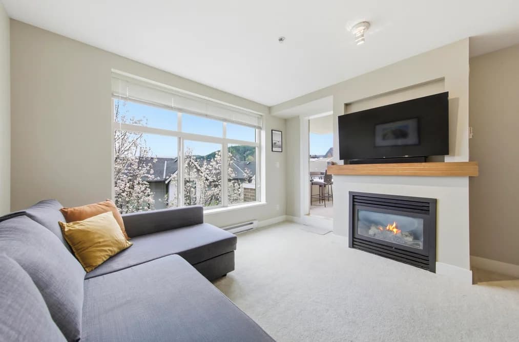 319 1211 VILLAGE GREEN WAY, Squamish, BC — Residential for Sale - Main Photo