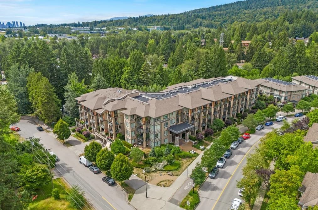 319 3399 NOEL DRIVE, Burnaby, BC — Residential for Sale - Main Photo