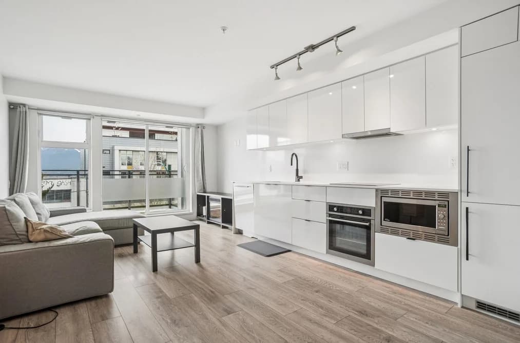 319 630 E BROADWAY, Vancouver, BC — Residential for Sale - Photo 2