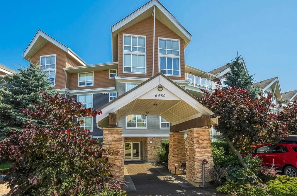 319 6480 194 STREET, Surrey, BC — Residential for Sale - Main Photo