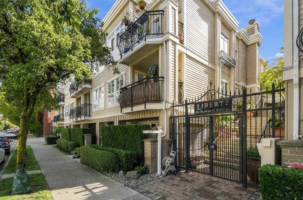 319 678 W 7TH AVENUE, Vancouver, BC — Residential for Sale - Main Photo