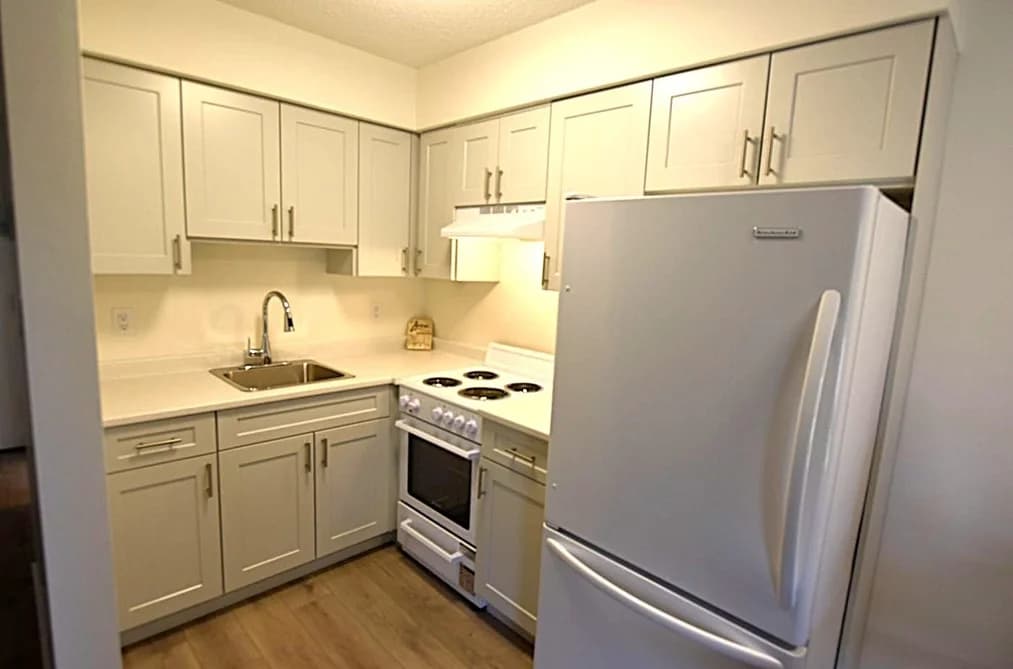 319 7377 SALISBURY AVENUE, Burnaby, BC — Residential for Sale - Photo 2