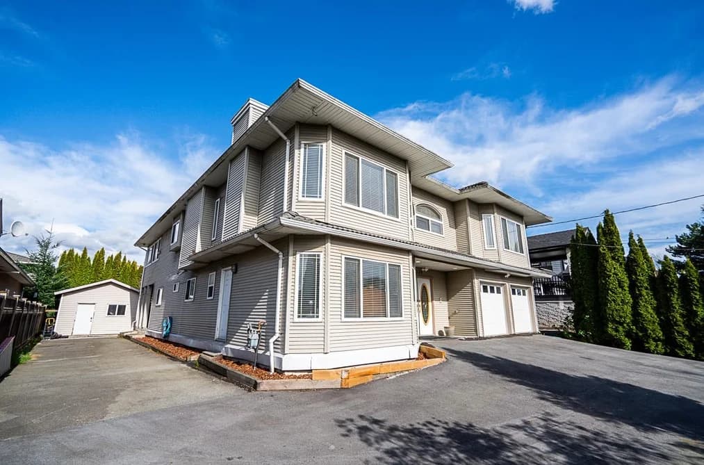 319 LAWRENCE STREET, New Westminster, BC — Residential for Sale - Photo 2
