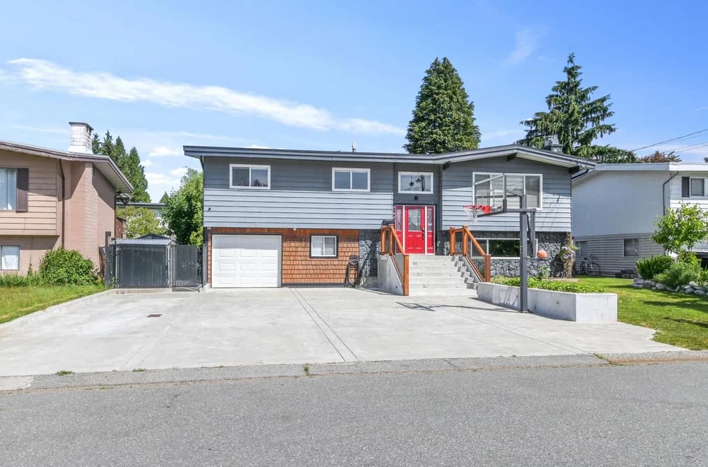 31921 STARLING AVENUE, Mission, BC — Residential for Sale - Photo 2