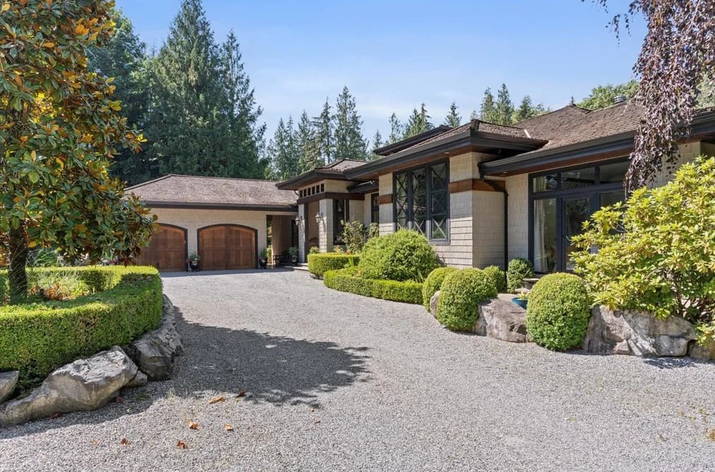 31999 BENCH AVENUE, Mission, BC — Residential for Sale - Photo 2