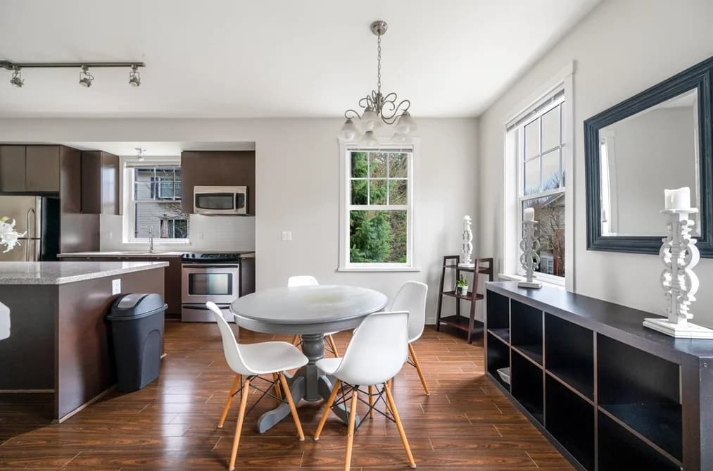 32 102 FRASER STREET, Port Moody, BC — Residential for Sale - Photo 2
