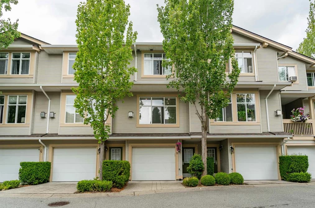 32 14959 58 AVENUE, Surrey, BC — Residential for Sale - Photo 2