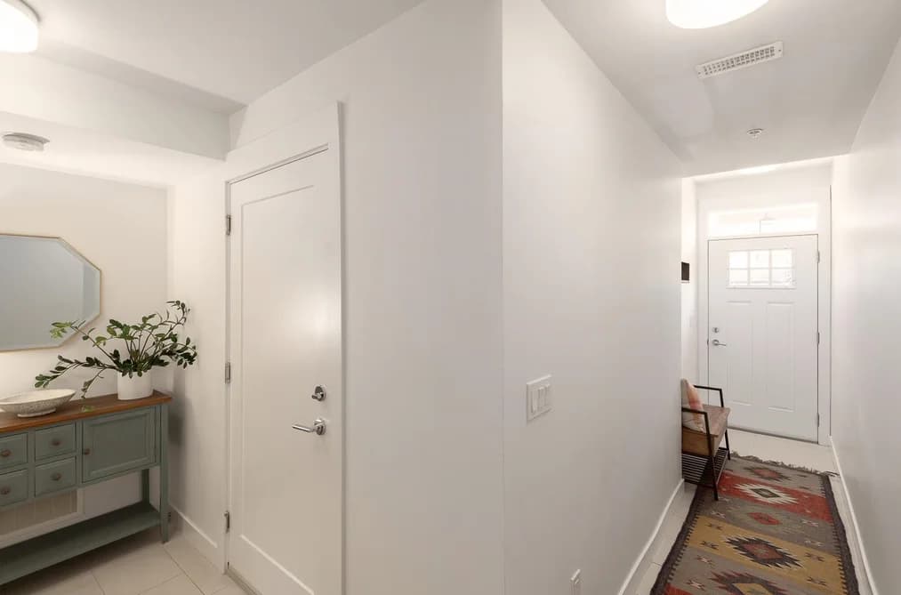 32 23539 GILKER HILL ROAD, Maple Ridge, BC — Residential for Sale - Photo 2