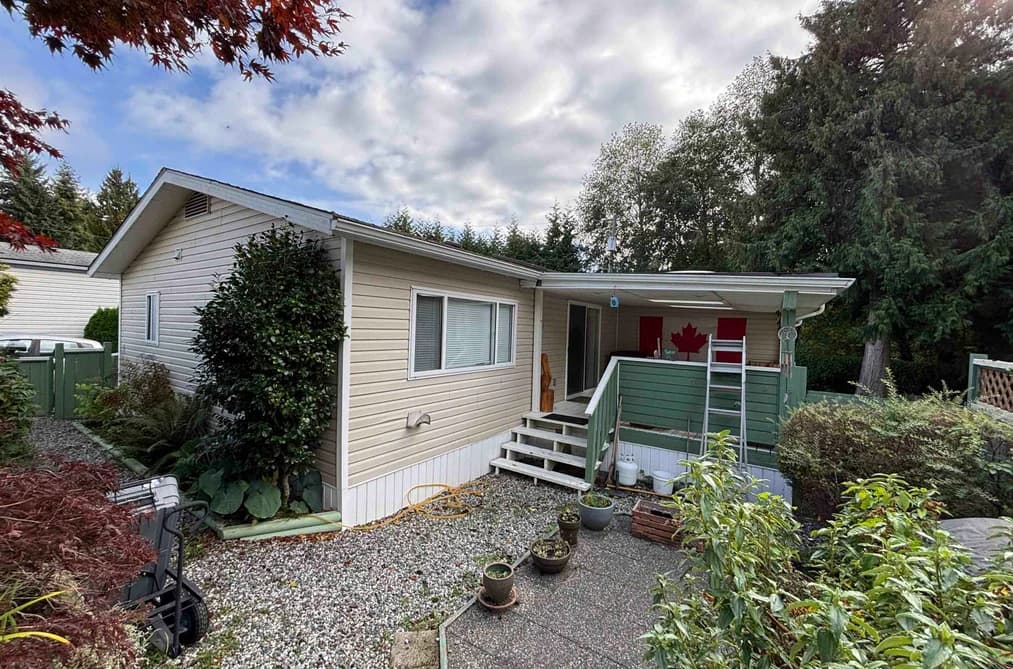 32 5575 MASON ROAD, Sechelt, BC — Residential for Sale - Photo 2