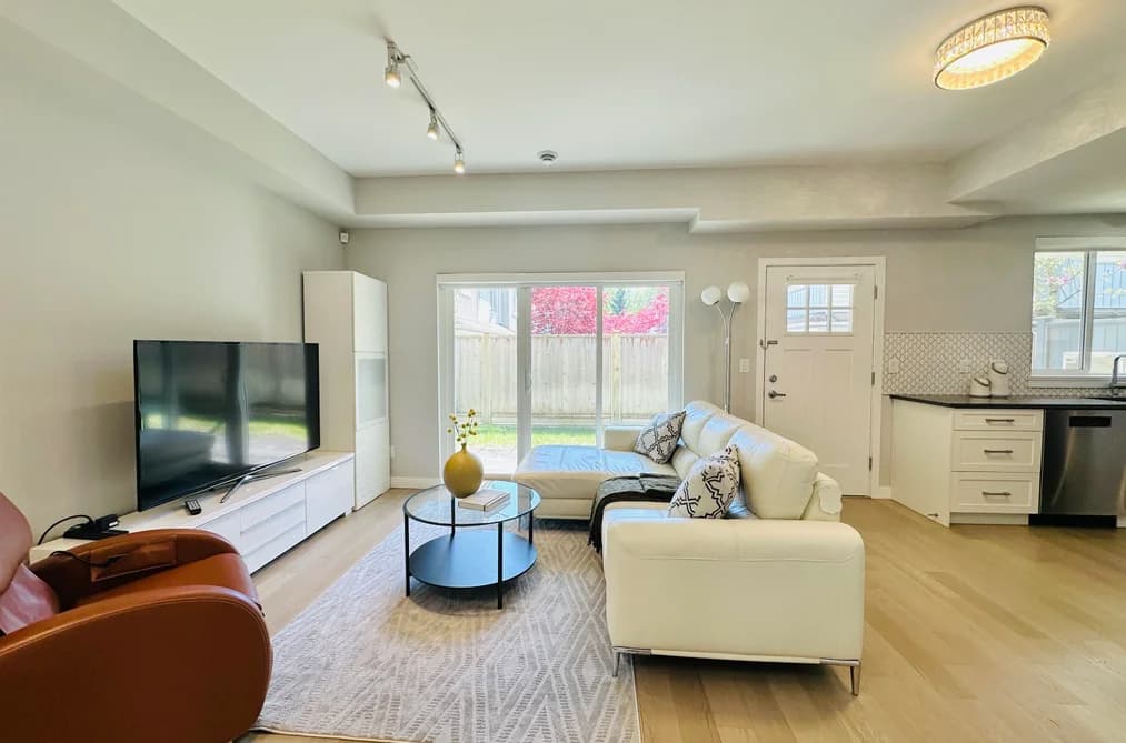 32 7180 LECHOW STREET, Richmond, BC — Residential for Sale - Photo 2