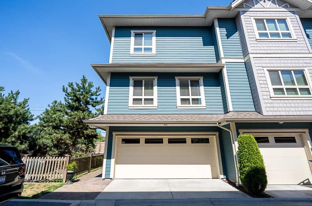 32 843 EWEN AVENUE, New Westminster, BC — Residential for Sale - Main Photo