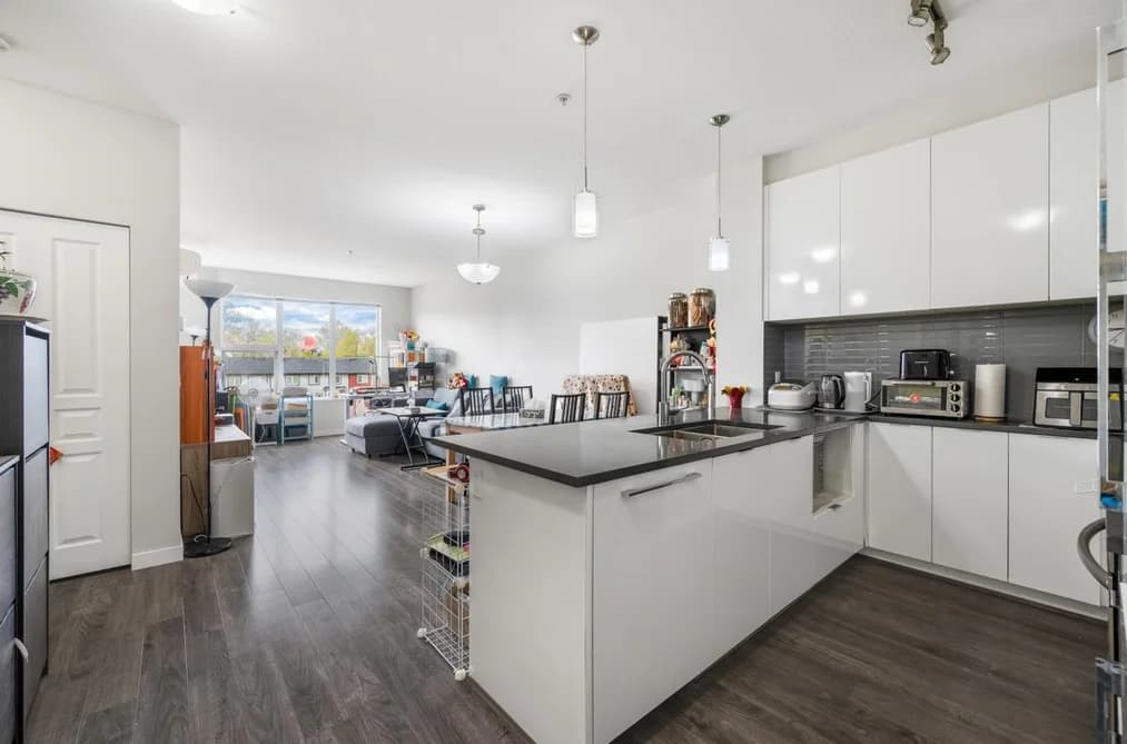 320 9311 ALEXANDRA ROAD, Richmond, BC — Residential for Sale - Photo 2