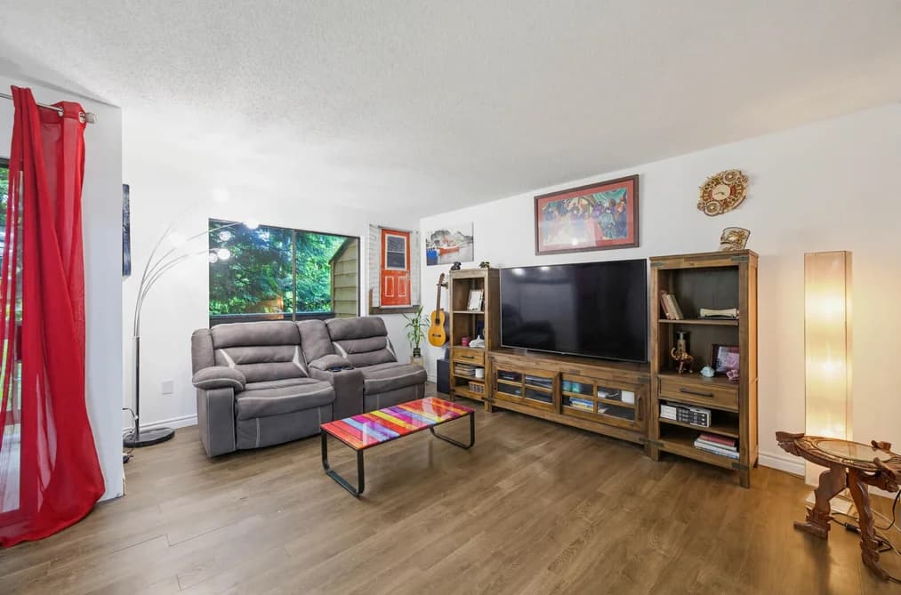 320 CORNELL WAY, Port Moody, BC — Residential for Sale - Photo 2
