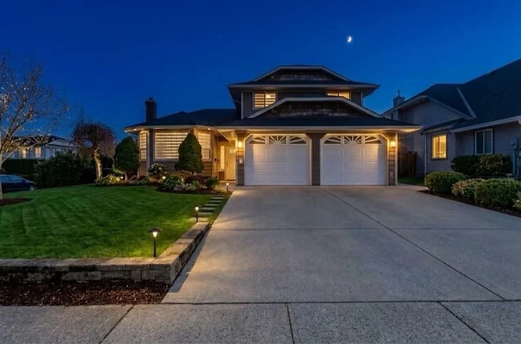32066 SORRENTO AVENUE, Abbotsford, BC — Residential for Sale - Main Photo