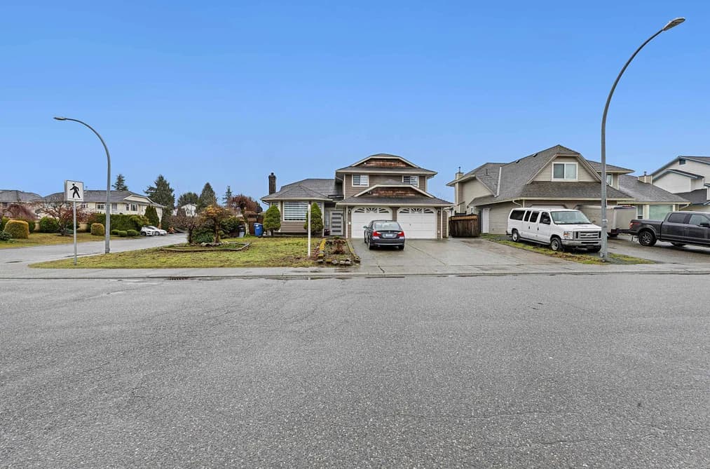 32066 SORRENTO AVENUE, Abbotsford, BC — Residential for Sale - Main Photo