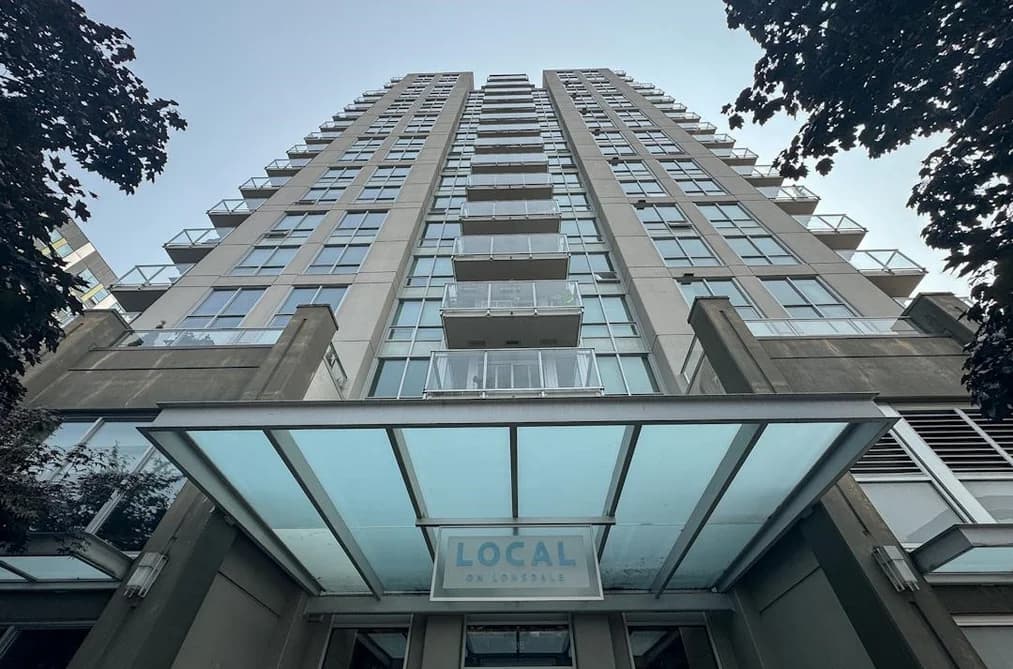 321 135 E 17TH STREET, North Vancouver, BC — Residential for Sale - Main Photo