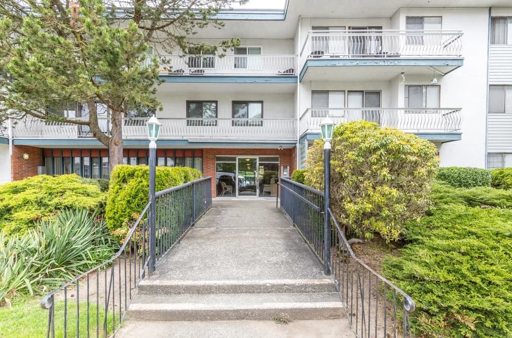 321 17707 57A AVENUE, Surrey, BC — Residential for Sale - Photo 2