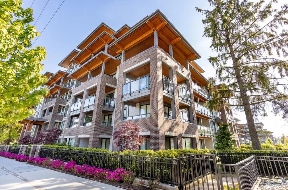 321 7599 15TH STREET, Burnaby, BC — Residential for Sale - Main Photo