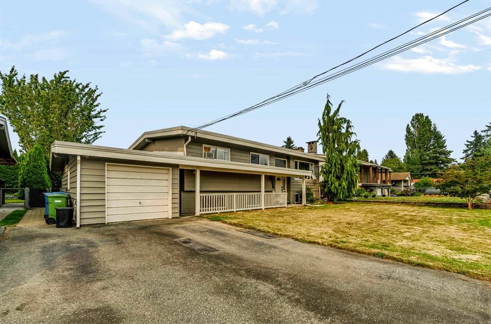 32137 DEBREEN CRESCENT, Abbotsford, BC — Residential for Sale - Photo 2
