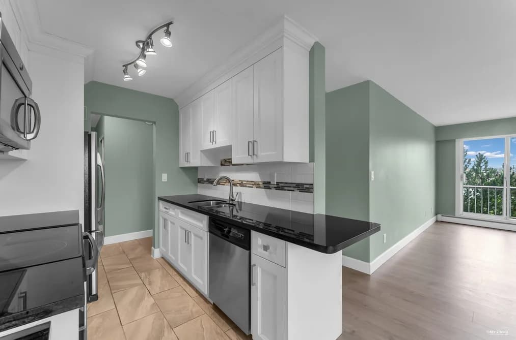 322 17707 57A AVENUE, Surrey, BC — Residential for Sale - Main Photo
