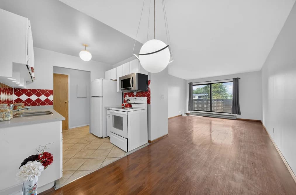 322 8700 ACKROYD ROAD, Richmond, BC — Residential for Sale - Main Photo
