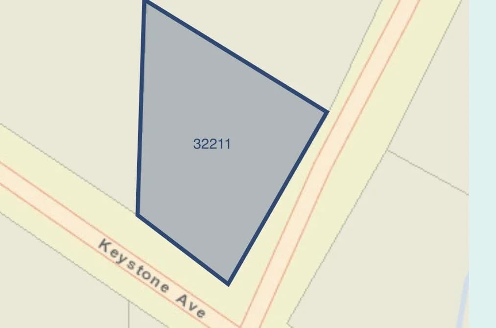 32211 KEYSTONE AVENUE, Mission, BC — Residential for Sale - Photo 2