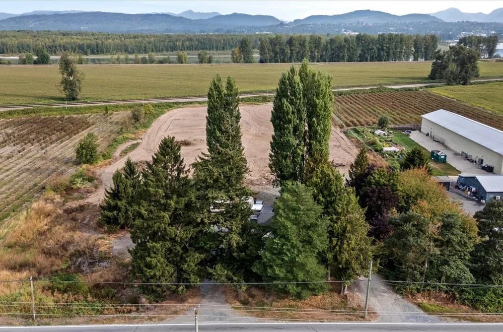32219 HARRIS ROAD, Abbotsford, BC — Residential for Sale - Photo 2