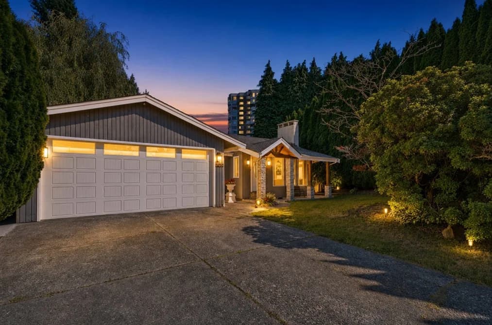 3222 COMOX COURT, Abbotsford, BC — Residential for Sale - Main Photo