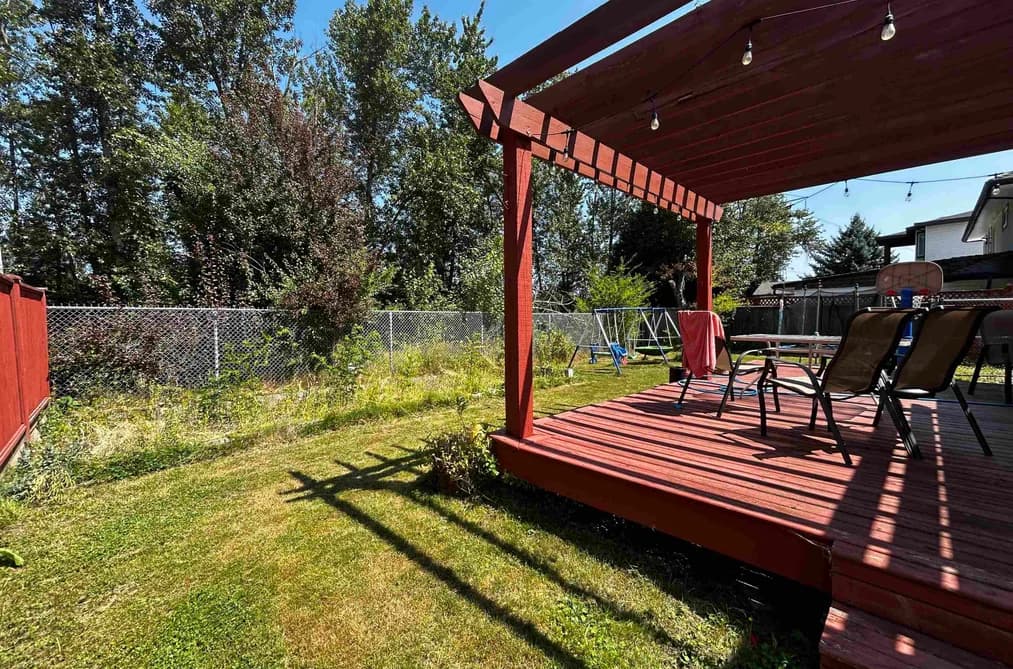 32275 CLINTON AVENUE, Abbotsford, BC — Residential for Sale - Photo 2