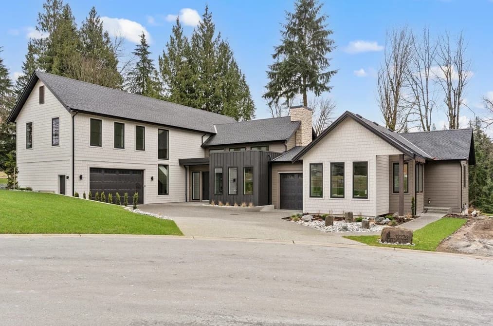 32276 SILVER CREEK DRIVE, Mission, BC — Residential for Sale - Main Photo