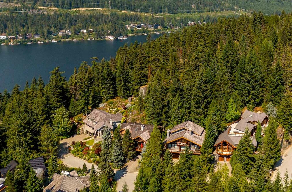 3232 PEAK DRIVE, Whistler, BC — Residential for Sale - Photo 2