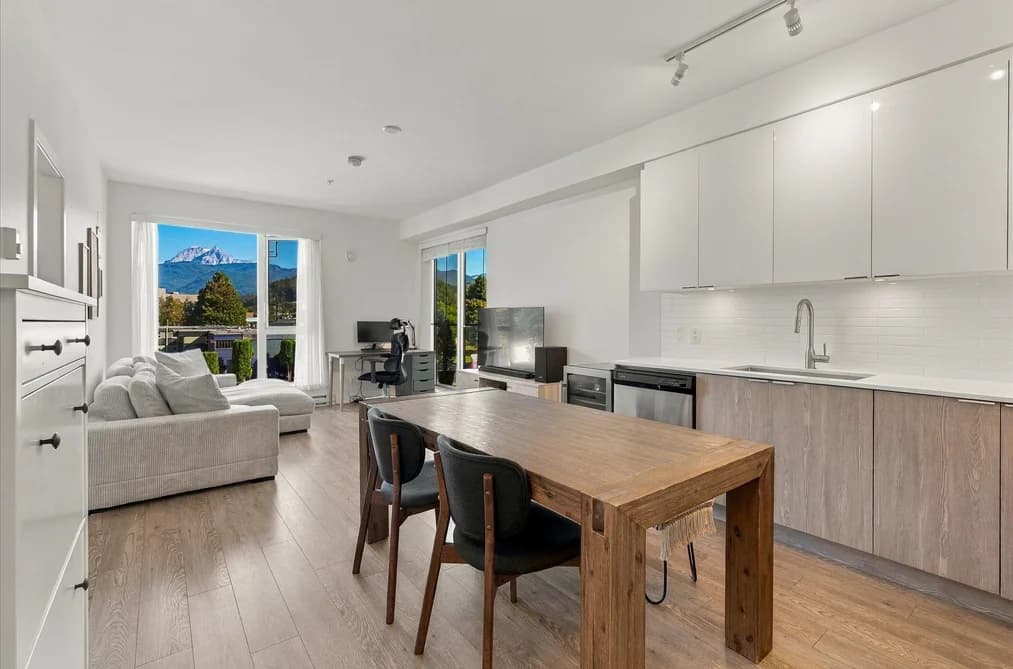 324 37881 CLEVELAND AVENUE, Squamish, BC — Residential for Sale - Photo 2