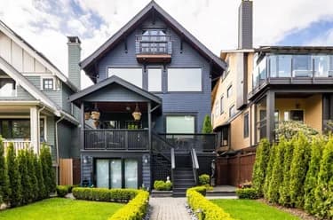 House for sale at 3240 W 1st Avenue Vancouver British Columbia - MLS: R3142641