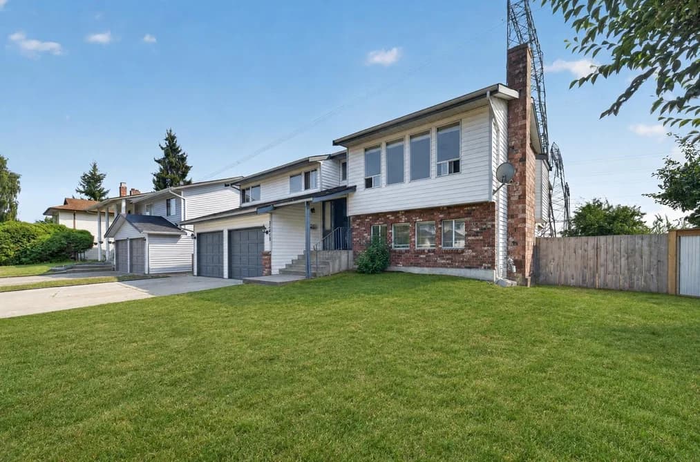 32478 QUALICUM PLACE, Abbotsford, BC — Residential for Sale - Main Photo