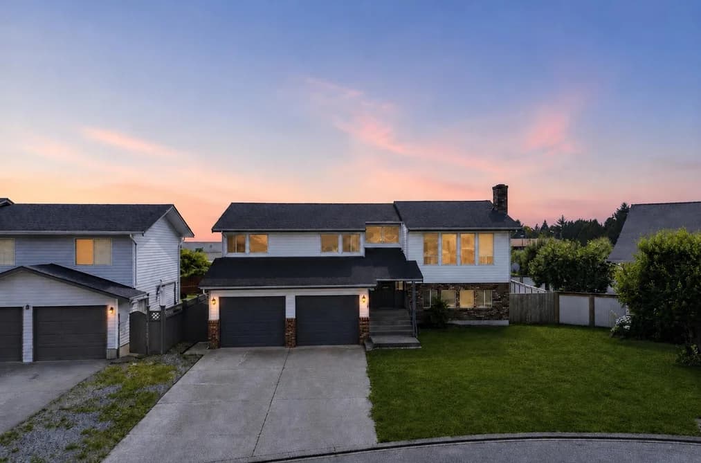32478 QUALICUM PLACE, Abbotsford, BC — Residential for Sale - Photo 2