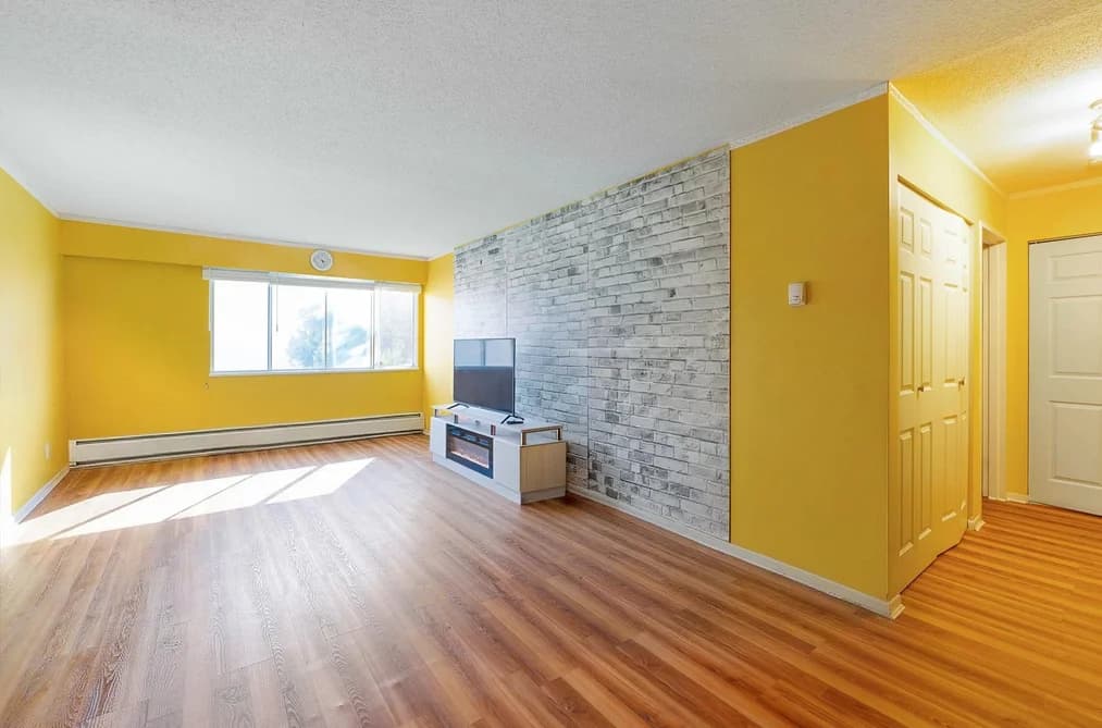 325 11806 88 AVENUE, Delta, BC — Residential for Sale - Photo 2