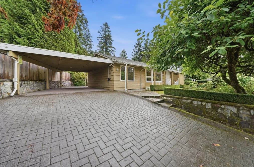 3250 DELBROOK AVENUE, North Vancouver, BC — Residential for Sale - Photo 2