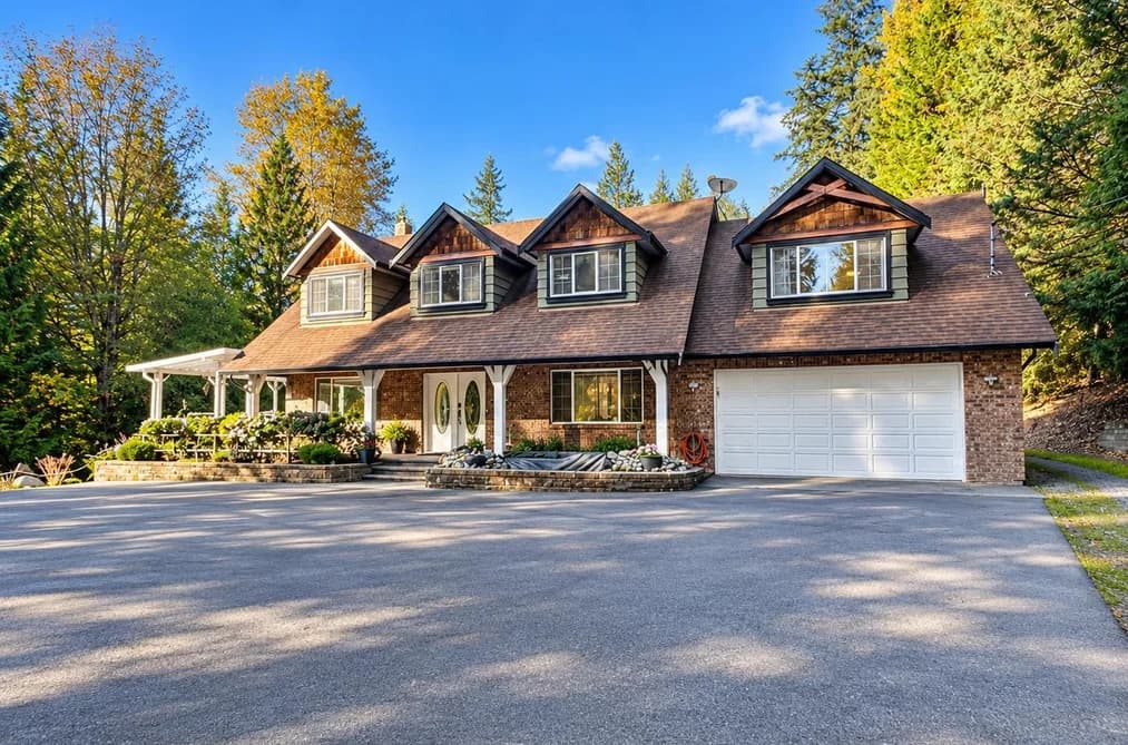 32525 RICHARDS AVENUE, Mission, BC — Residential for Sale - Main Photo