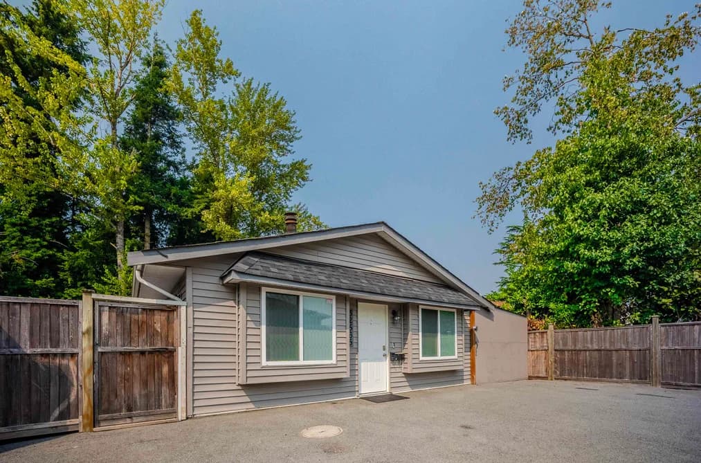 32565 GEORGE FERGUSON WAY, Abbotsford, BC — Residential for Sale - Photo 2