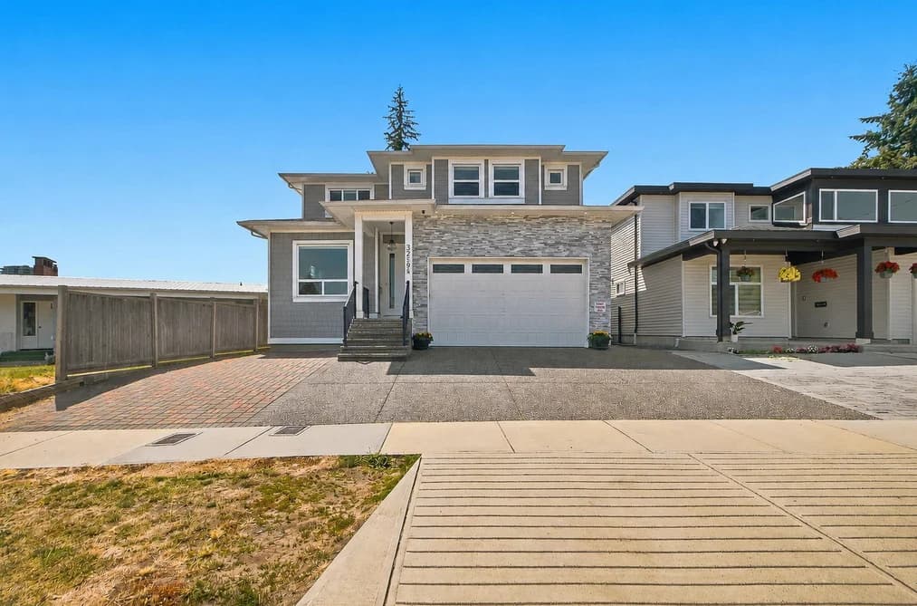 32594 PEARDONVILLE ROAD, Abbotsford, BC — Residential for Sale - Main Photo