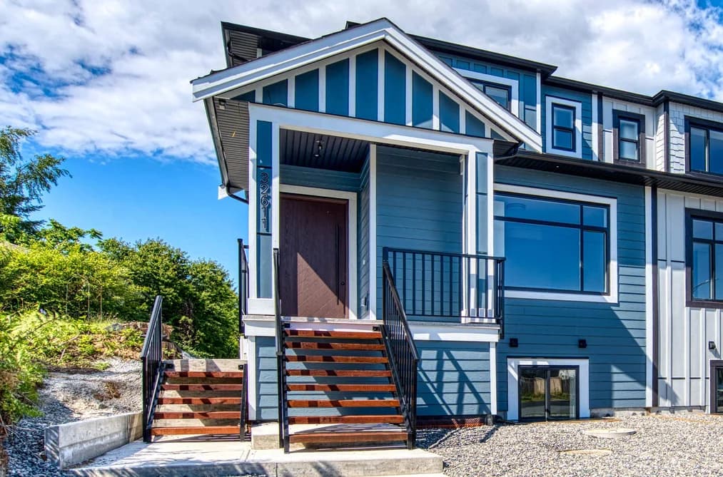 32611 CHERRY AVENUE, Mission, BC — Residential for Sale - Main Photo