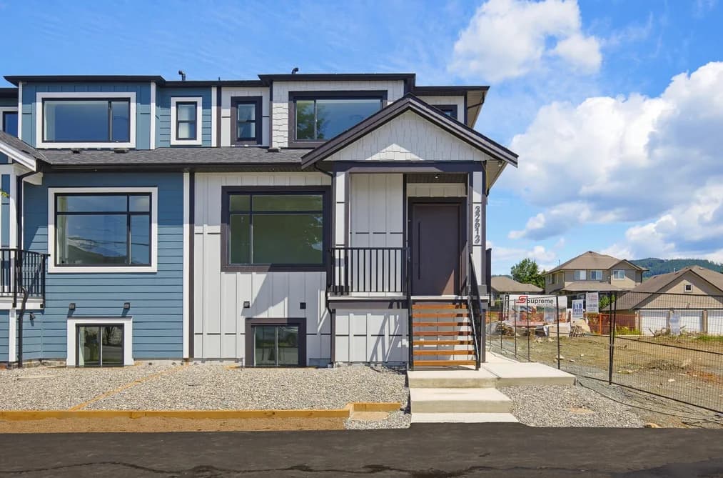 32613 CHERRY AVENUE, Mission, BC — Residential for Sale - Photo 2