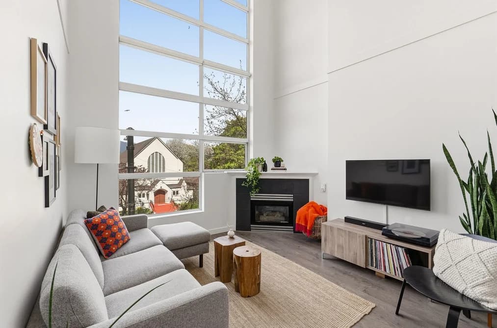 418 E BROADWAY, Vancouver, BC — Residential for Sale - Photo 2