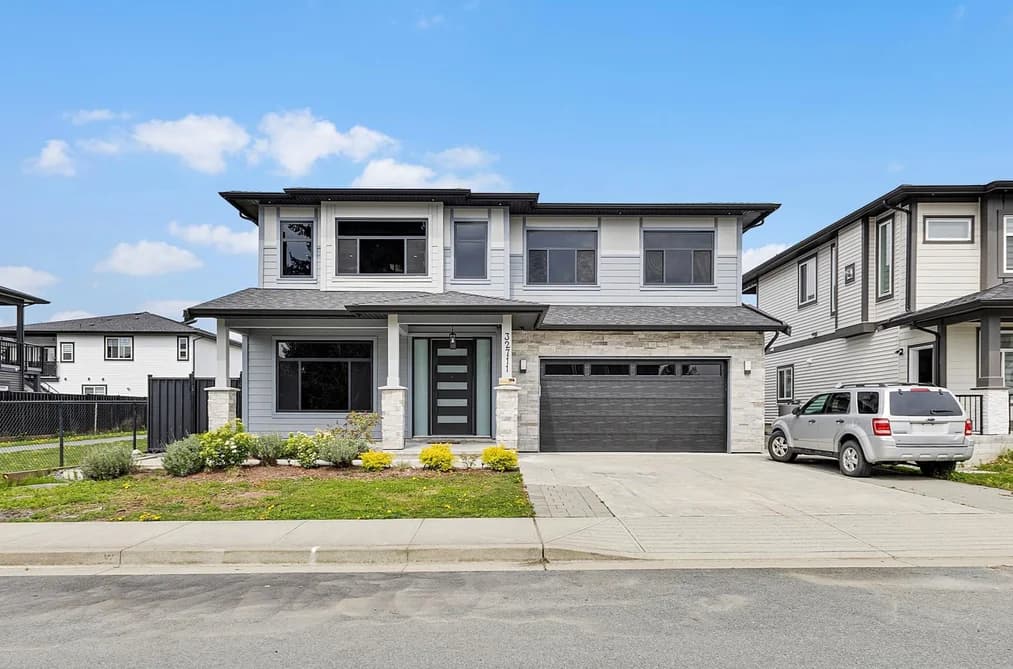 32711 EGGLESTONE AVENUE, Mission, BC — Residential for Sale - Main Photo
