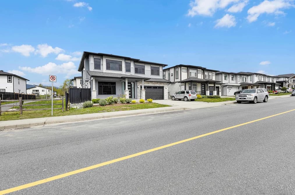 32711 EGGLESTONE AVENUE, Mission, BC — Residential for Sale - Photo 2