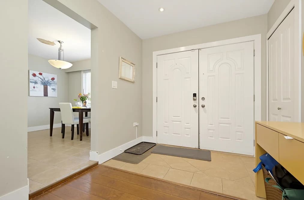 32736 ADAMS AVENUE, Mission, BC — Residential for Sale - Photo 2