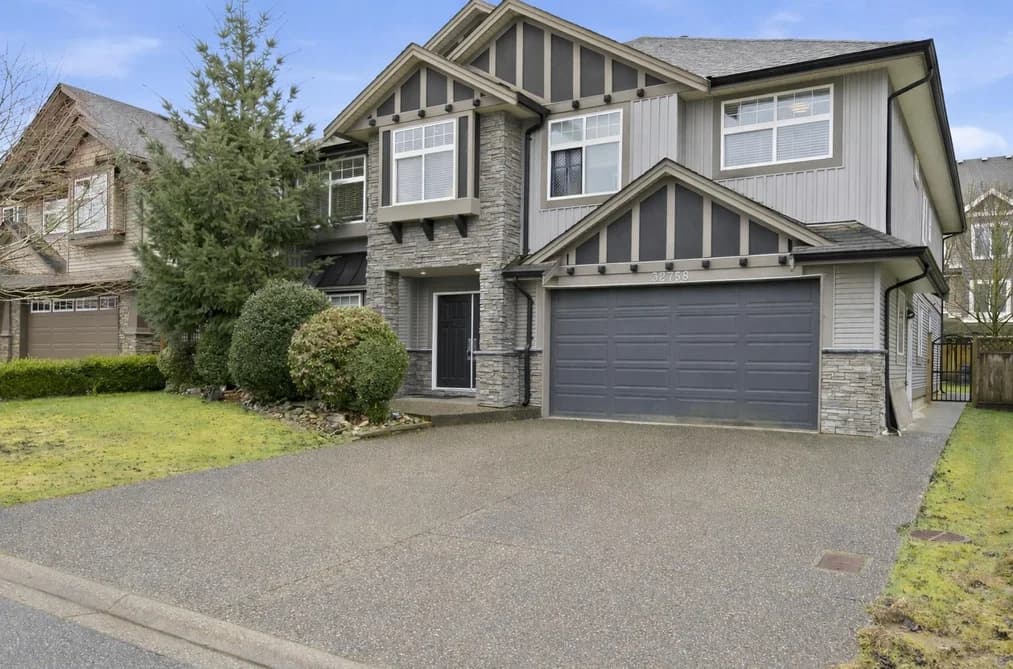 32758 LIGHTBODY STREET, Mission, BC — Residential for Sale - Main Photo