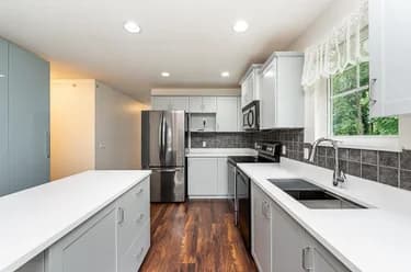 House for sale at 328 3000 Riverbend Drive Coquitlam British Columbia - MLS: R3140012